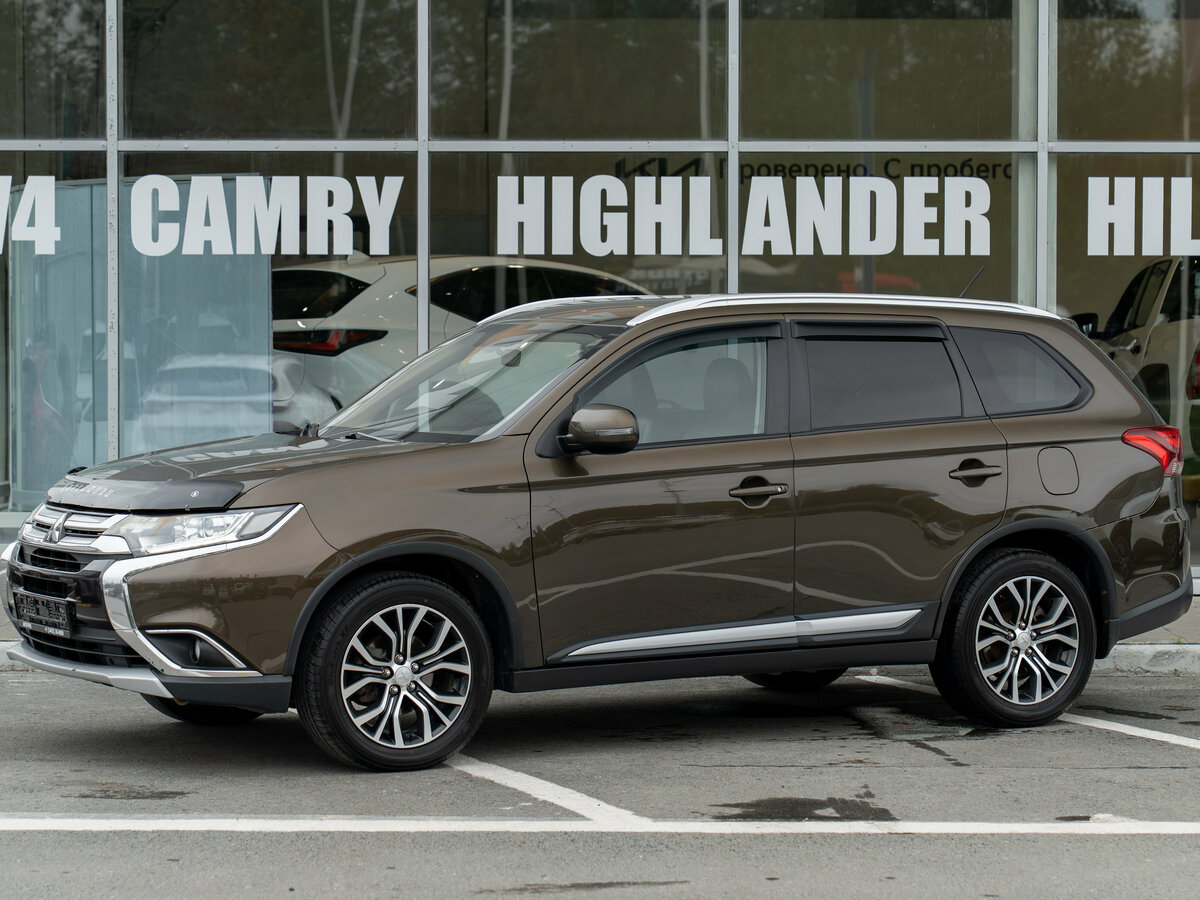 Открыть фотографии: Mitsubishi Outlander III Рестайлинг
