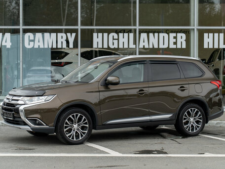 Mitsubishi Outlander III Рестайлинг