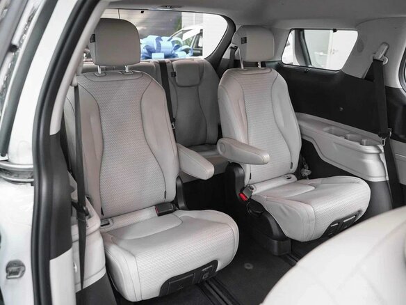 2021 Kia Carnival IV, белый - вид 18