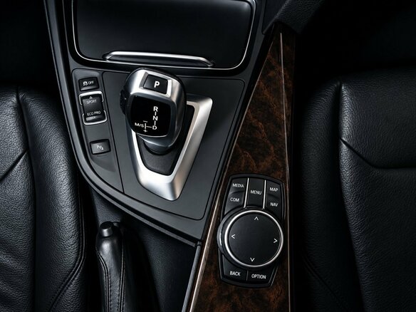 2018 BMW 3 серии 320d xDrive VI (F3x) Рестайлинг, синий, 3049000 рублей - вид 12