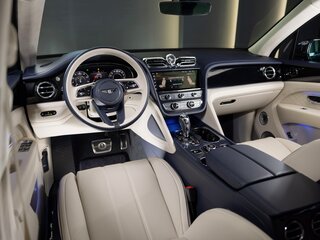 2026 Bentley Bentayga I Рестайлинг, синий, 46747900 рублей, вид 3