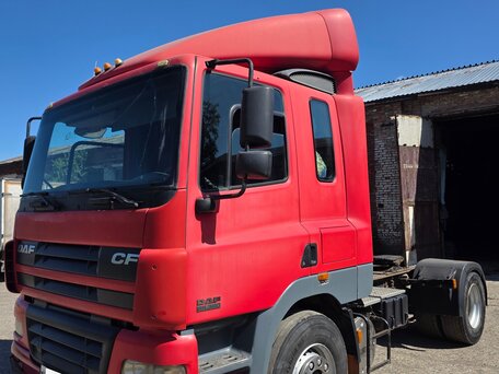 2003 DAF CF-series, красный, 1300000 рублей, вид 1