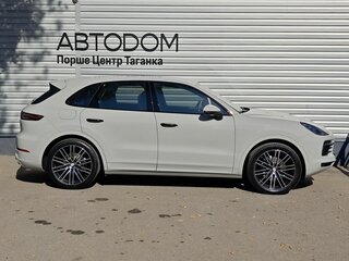 2021 Porsche Cayenne III, серый, 7499000 рублей, вид 3