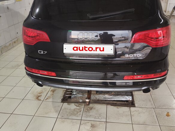 2010 Audi Q7 I (4L) Рестайлинг, чёрный, 1650000 рублей - вид 3