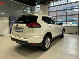 2020 Nissan X-Trail III Рестайлинг, белый, 2140000 рублей, вид 3