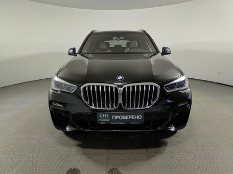 2020 BMW X5 40i IV (G05/G18), чёрный, 6150000 рублей, вид 2