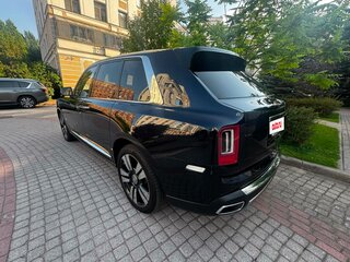 2019 Rolls-Royce Cullinan I (Series I), чёрный, 31500000 рублей, вид 4