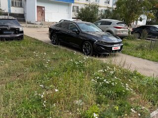 2021 Kia K5 III, чёрный, 3000000 рублей, вид 4