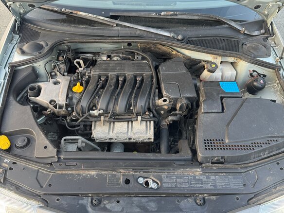 2001 Renault Laguna II, белый - вид 6
