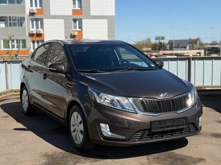 2014 Kia Rio 5-speed III, коричневый, 776000 рублей, вид 3