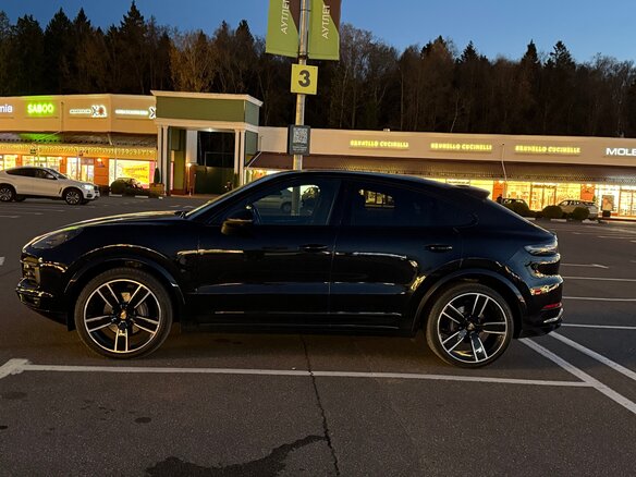 2023 Porsche Cayenne S Coupé III, чёрный, 9700000 рублей - вид 19