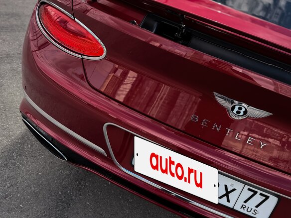 2020 Bentley Continental GT III, красный, 15600000 рублей - вид 22