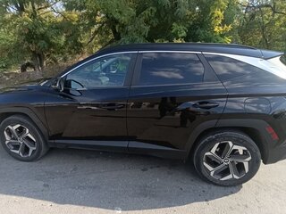 2021 Hyundai Tucson IV, чёрный, 3600000 рублей, вид 4