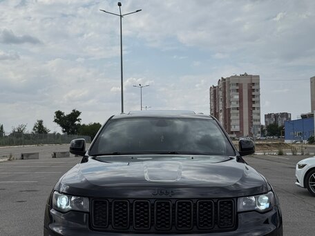 2018 Jeep Grand Cherokee IV (WK2) Рестайлинг, чёрный, 4250000 рублей, вид 5