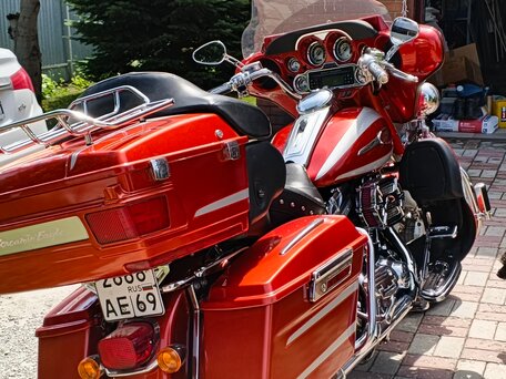 2008 Harley-Davidson CVO, красный, 840000 рублей, вид 3