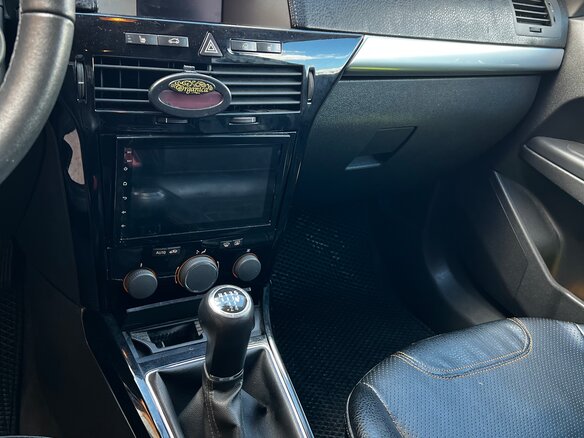 2008 Opel Astra H Рестайлинг, чёрный, 520000 рублей - вид 9