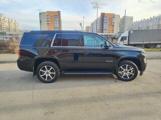 2016 Chevrolet Tahoe IV, чёрный, 3600000 рублей, вид 4