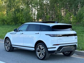 2025 Land Rover Range Rover Evoque L II Рестайлинг, белый, 5900000 рублей, вид 3