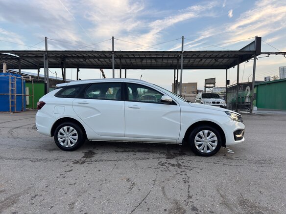 2024 Lada (ВАЗ) Vesta SW I Рестайлинг (NG), белый, 1500000 рублей - вид 4