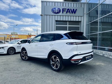 2024 FAW Bestune T90, белый, 3132000 рублей, вид 4