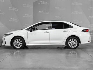 2021 Toyota Corolla XII (E210), белый, 1930000 рублей, вид 2