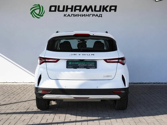 2024 Jetour X50, белый, 1799000 рублей - вид 3