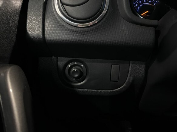 2015 Renault Sandero Stepway II, серебристый, 860000 рублей - вид 31