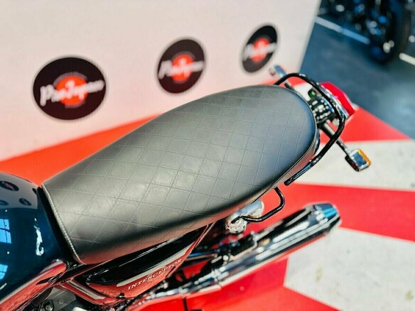 2026 Royal Enfield Interceptor 650, зелёный, 689000 рублей - вид 12