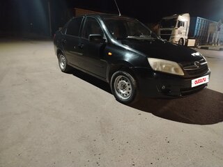 2013 Lada (ВАЗ) Granta I, чёрный, 205000 рублей, вид 4
