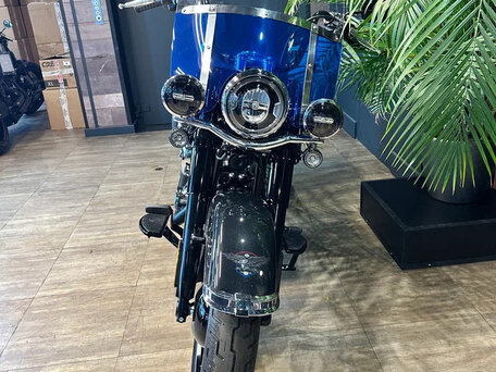 2026 Harley-Davidson Heritage, чёрный, 3950000 рублей, вид 2