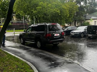 2005 Toyota Land Cruiser 100 Series Рестайлинг 1, серый, 2150000 рублей, вид 4
