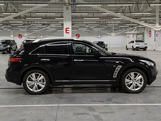 2014 Infiniti QX70, чёрный, 2230000 рублей, вид 4