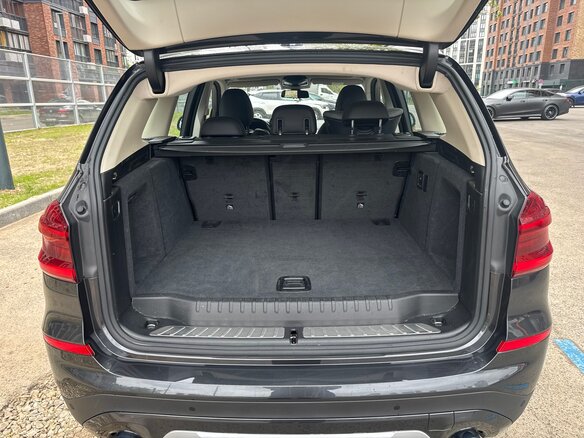 2019 BMW X3 20i xDrive III (G01), серый - вид 9