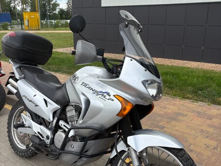 2001 Honda XL650V Transalp, серебристый, 250000 рублей, вид 4