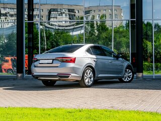 2020 Skoda Superb III Рестайлинг, серый, 2450000 рублей, вид 2