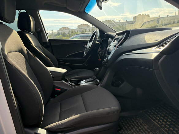 2017 Hyundai Santa Fe III Рестайлинг, серебристый - вид 12