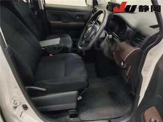 2017 Toyota Roomy I, белый, 640000 рублей, вид 5