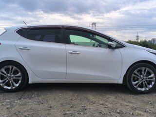 2012 Kia Ceed II, белый, 990000 рублей, вид 4