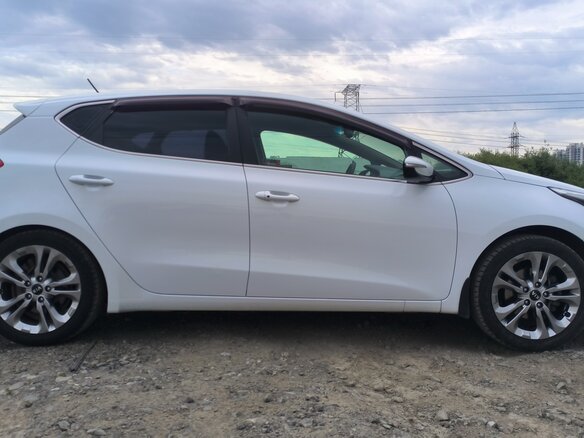 2012 Kia Ceed II, белый - вид 3