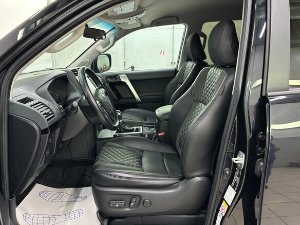 2019 Toyota Land Cruiser Prado 150 Series Рестайлинг 2, чёрный - вид 13