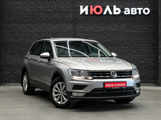 2017 Volkswagen Tiguan II, серый, 1730000 рублей, вид 3