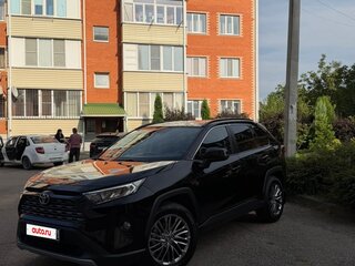 2021 Toyota RAV4 V (XA50), чёрный, 3000000 рублей, вид 1