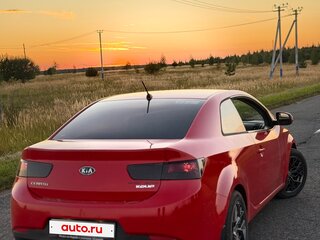 2013 Kia Cerato Koup II, красный, 900000 рублей, вид 2