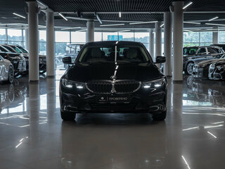2021 BMW 3 серии 318i VII (G2x), чёрный, 2560000 рублей, вид 3