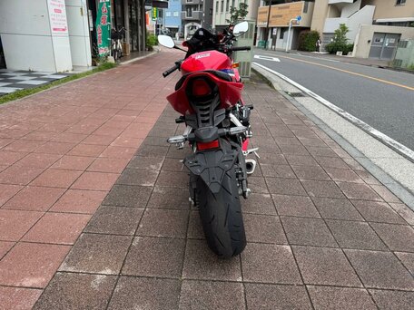 2024 Honda CBR 650R, красный, 1199000 рублей, вид 4