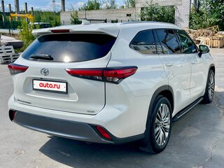 2021 Toyota Highlander IV (XU70), белый, 5500000 рублей, вид 4