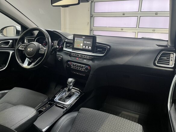 2019 Kia Ceed III, белый, 1875000 рублей - вид 16