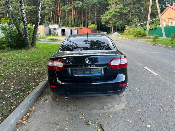 2010 Renault Fluence I, чёрный, 310000 рублей - вид 2