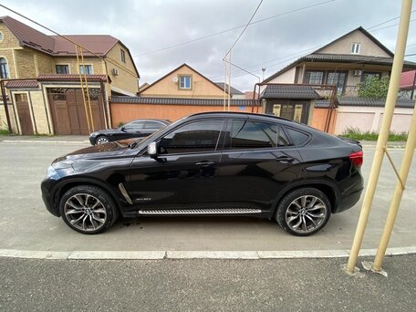 2017 BMW X6 30d II (F16), чёрный, 3900000 рублей, вид 3