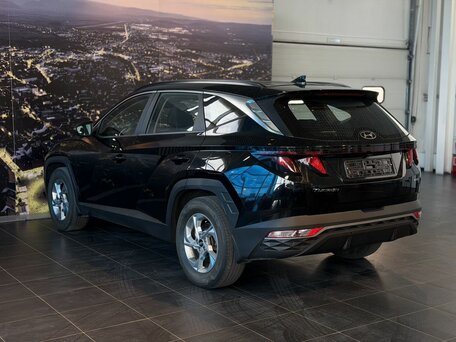 2021 Hyundai Tucson IV, чёрный, 2500000 рублей, вид 4